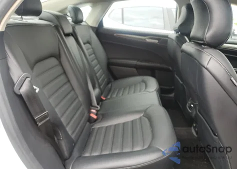 2017 Ford Fusion Se Hybrid z USA, uszkodzony, nr VIN 3FA6P0LU0HR409394